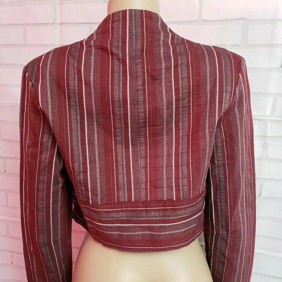 ✔️ #21 NWT Saga Long sleeve cropped jacket - Picture 3 of 7